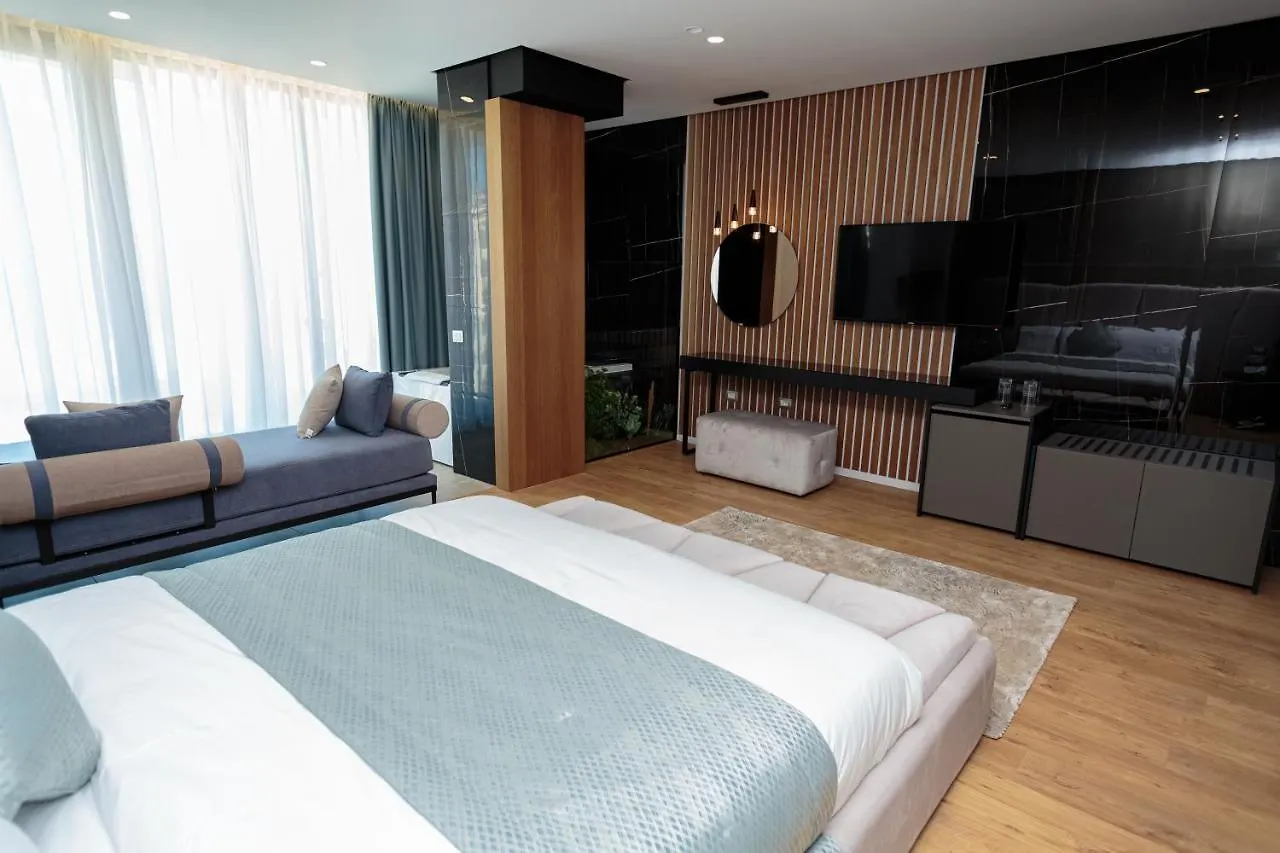 Ames Hotel & Spa Vlorë