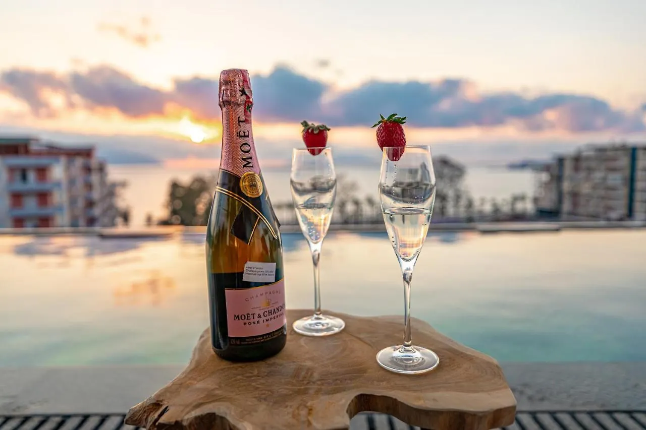 Ames Hotel & Spa Vlore 4*,  Albania