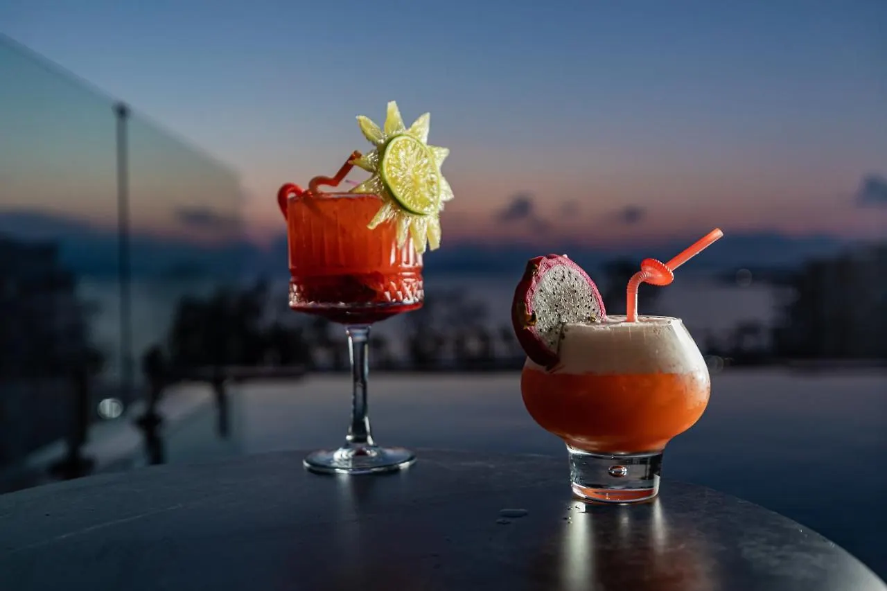 Ames Hotel & Spa Vlore 4*,  Albania